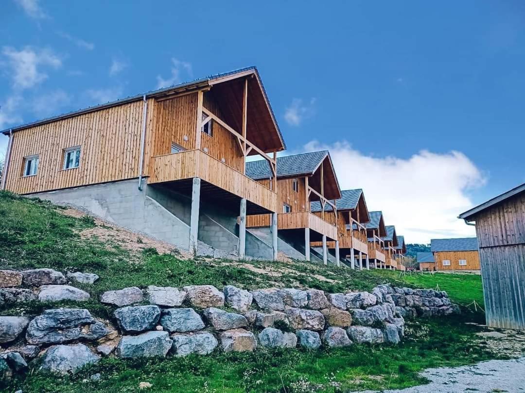 Gites Jura Sud Charchilla Екстер'єр фото